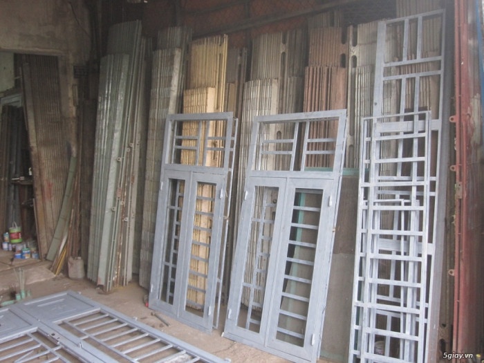 Dịch vụ thu mua cửa cũ giá cao chuyên nghiệp TPHCM