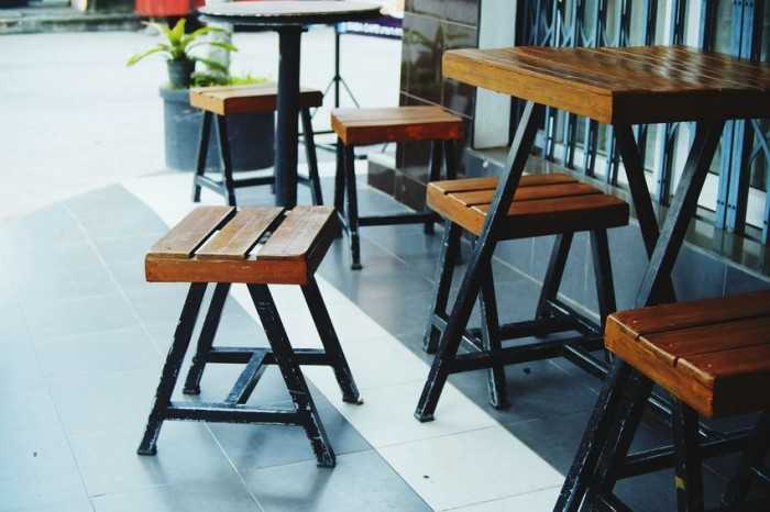 4 lợi ích tuyệt vời khi thanh lý bàn ghế cũ