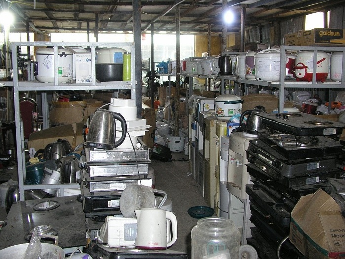 Bạn đang tìm kiếm cơ sở uy tín chuyên nhận thu mua đồ gỗ cũ giá cao?